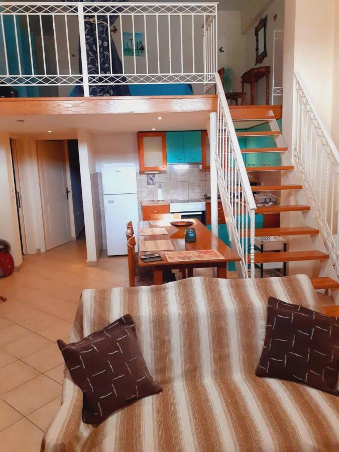Tzil Home Kyparissia Exterior foto